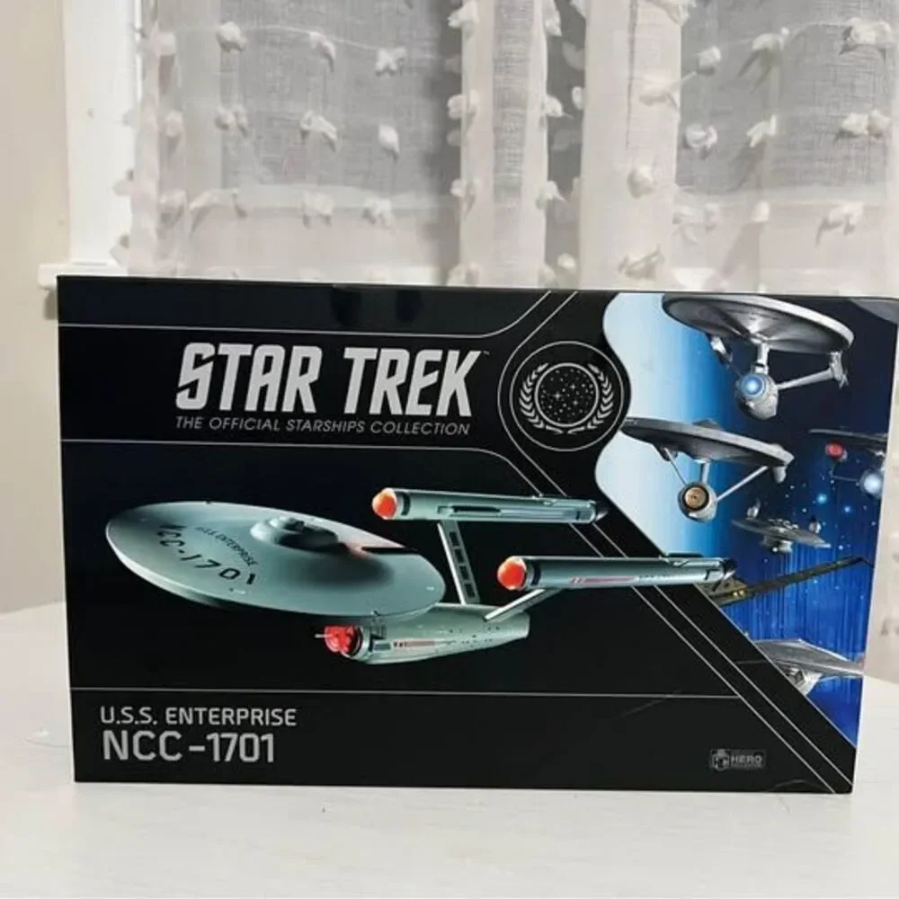 Hero Collector Eaglemoss U.S.S. Enterprise NCC-1701 XL Collector's Edition